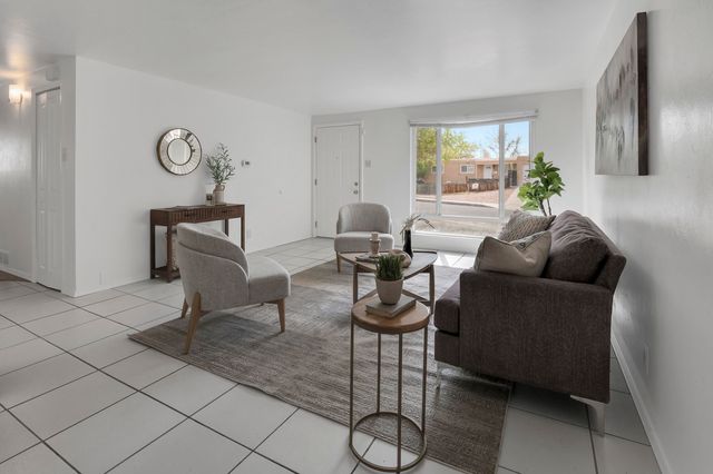 11409 Mahlon Avenue NE, Albuquerque, NM 87112