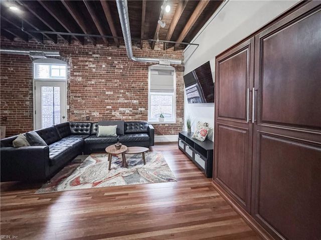111 W Tazewell St Apt 304, Norfolk, VA 23510