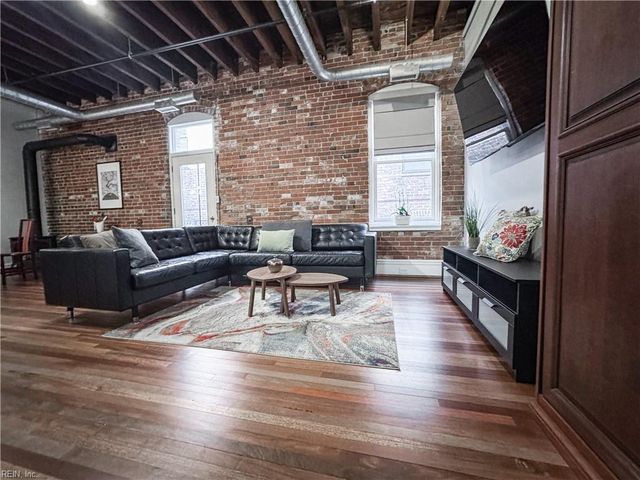 111 W Tazewell St Apt 304, Norfolk, VA 23510