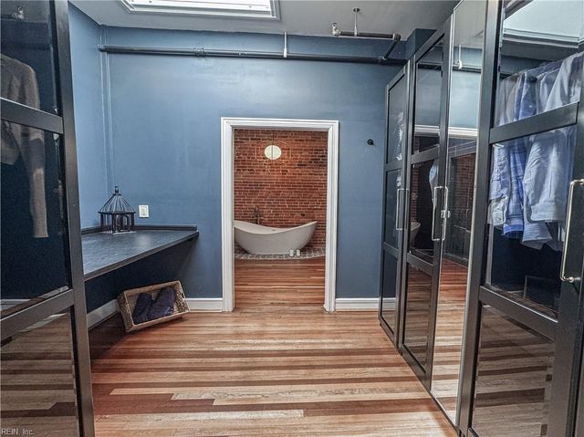 111 W Tazewell St Apt 304, Norfolk, VA 23510