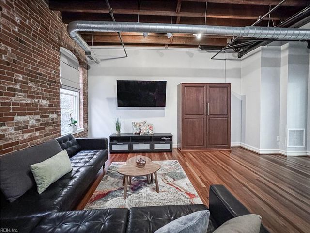 111 W Tazewell St Apt 304, Norfolk, VA 23510