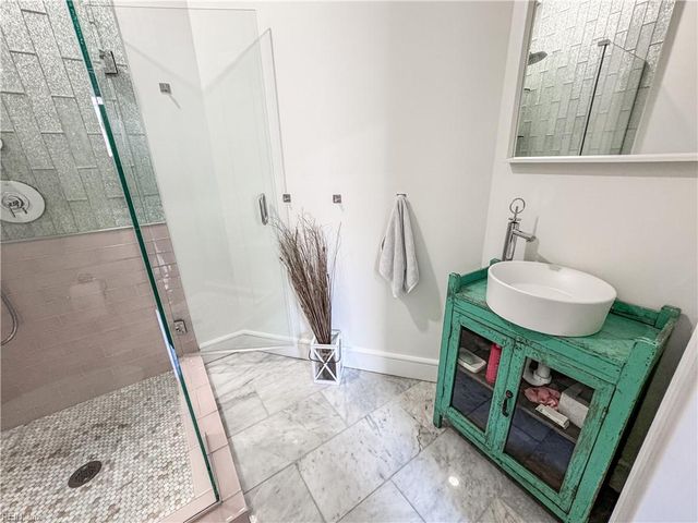 111 W Tazewell St Apt 304, Norfolk, VA 23510