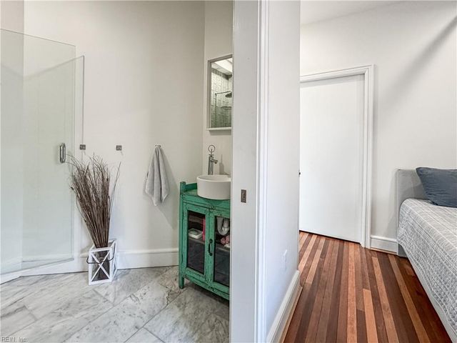 111 W Tazewell St Apt 304, Norfolk, VA 23510