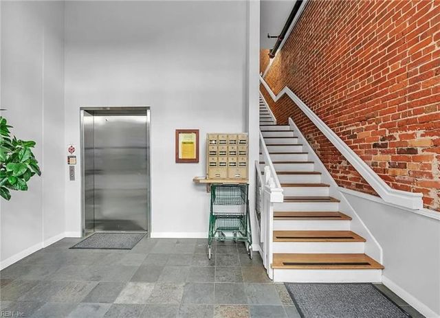 111 W Tazewell St Apt 304, Norfolk, VA 23510