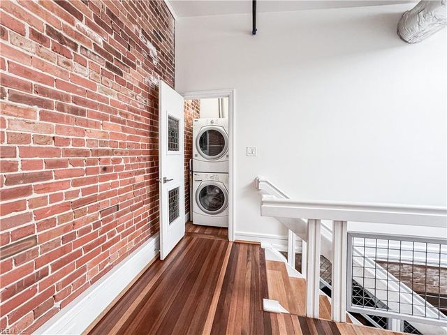 111 W Tazewell St Apt 304, Norfolk, VA 23510