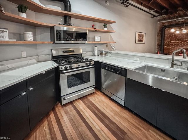111 W Tazewell St Apt 304, Norfolk, VA 23510