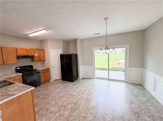 2259 Hawks Bluff Trail, Lawrenceville, GA 30044