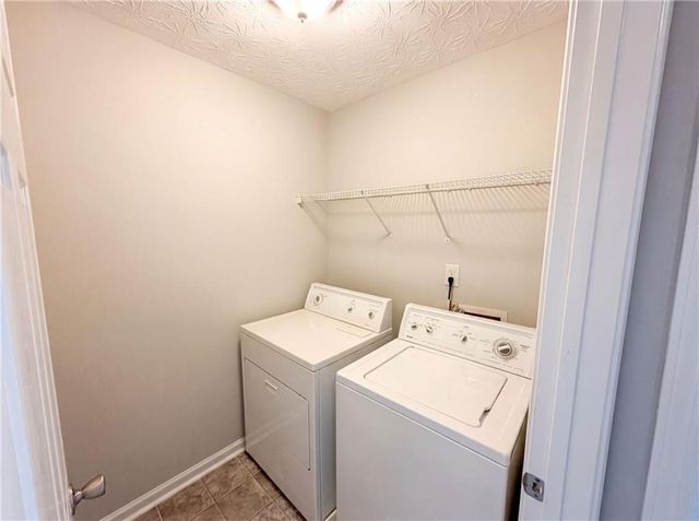 2259 Hawks Bluff Trail, Lawrenceville, GA 30044