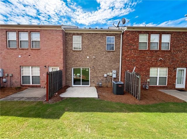 2259 Hawks Bluff Trail, Lawrenceville, GA 30044