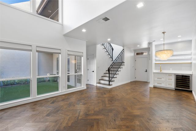 4526 Glenwick Lane, Dallas, TX 75205