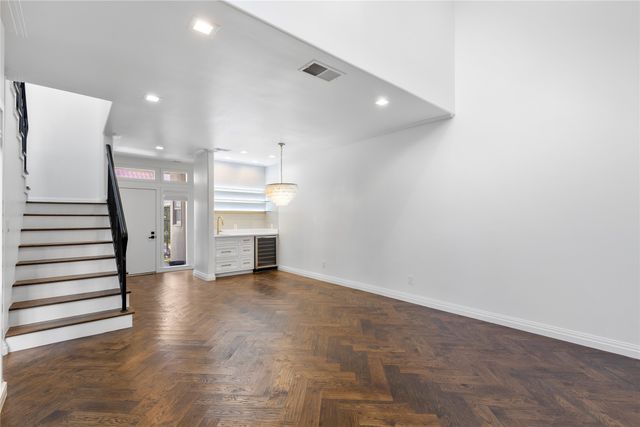 4526 Glenwick Lane, Dallas, TX 75205