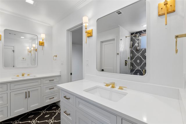 4526 Glenwick Lane, Dallas, TX 75205