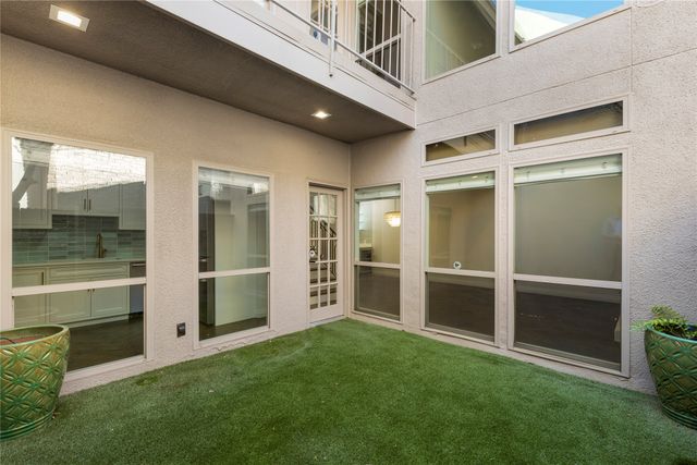 4526 Glenwick Lane, Dallas, TX 75205