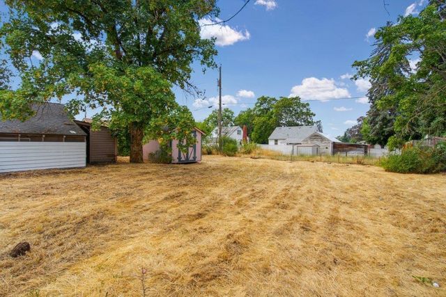 3503 N Dale Rd, Millwood, WA 99212