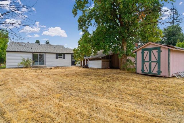 3503 N Dale Rd, Millwood, WA 99212