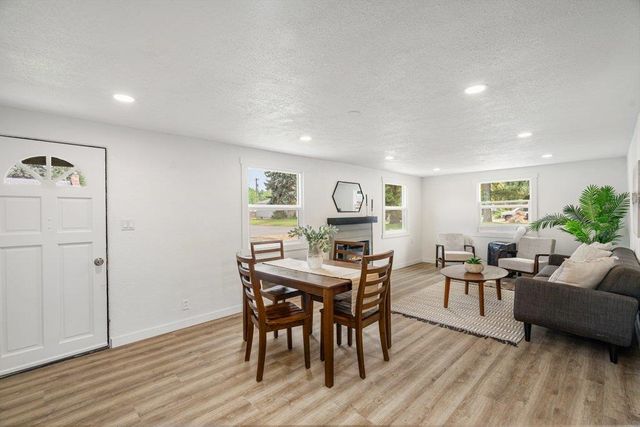 3503 N Dale Rd, Millwood, WA 99212