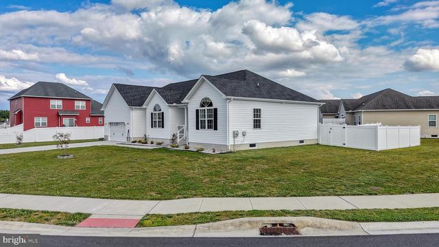 45 CROWN FOREST LN, Felton, DE 19943
