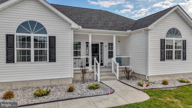 45 CROWN FOREST LN, Felton, DE 19943