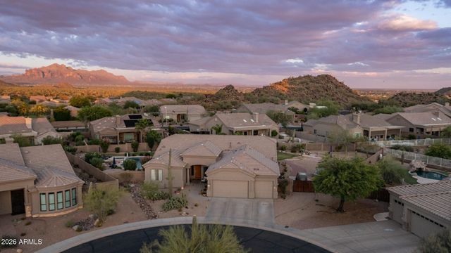 2703 N ADAIR Circle, Mesa, AZ 85207