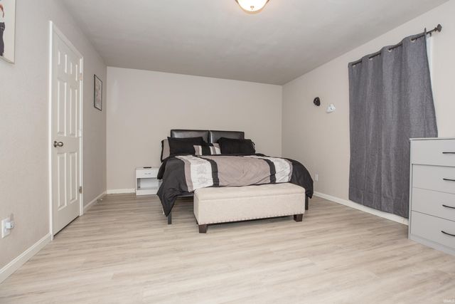 302 E Tennessee Street, Evansville, IN 47711