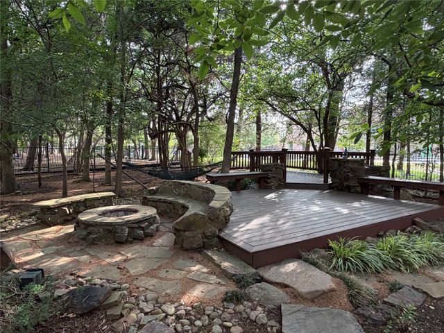 427 Wyndemere Boulevard, Heath, TX 75032