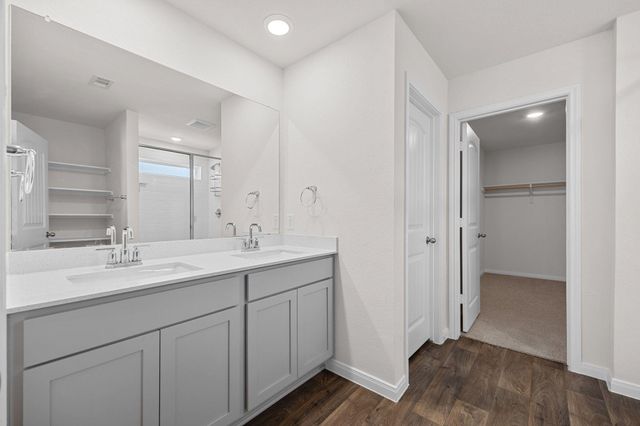 1331 Camden LN, Lockhart, TX 78644