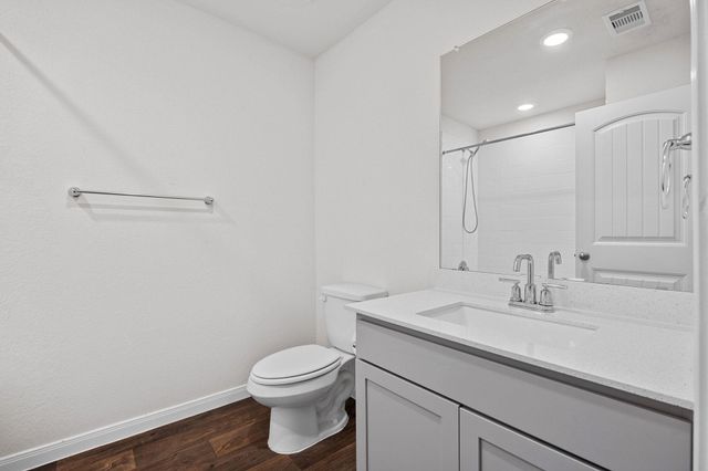 1331 Camden LN, Lockhart, TX 78644