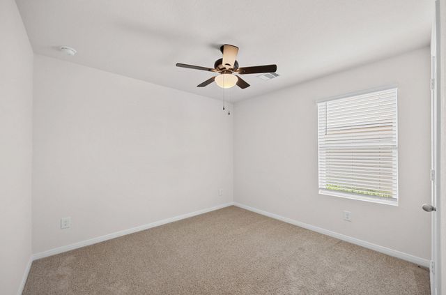 1331 Camden LN, Lockhart, TX 78644