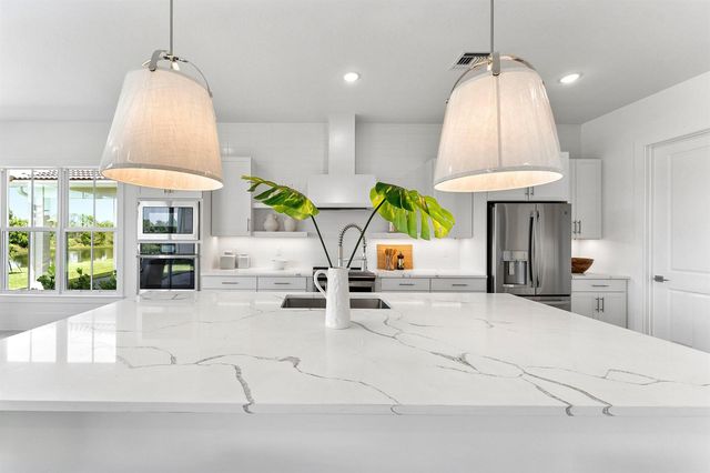 6790 SE Lost Pine Drive 29, Stuart, FL 34997