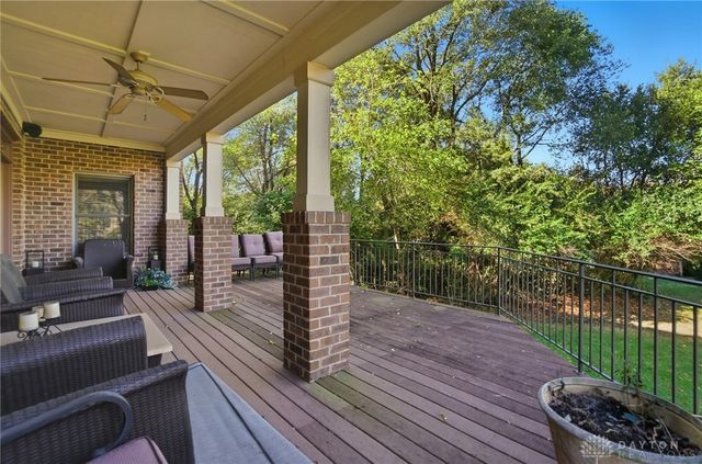 7491 Country Brook Court, Springboro, OH 45066