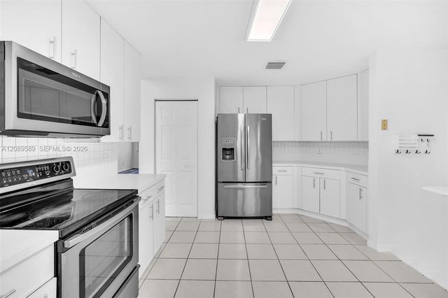 1637 SW 156th Avenue 1637, Pembroke Pines, FL 33027