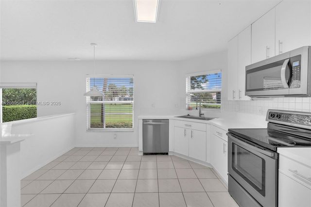 1637 SW 156th Avenue 1637, Pembroke Pines, FL 33027