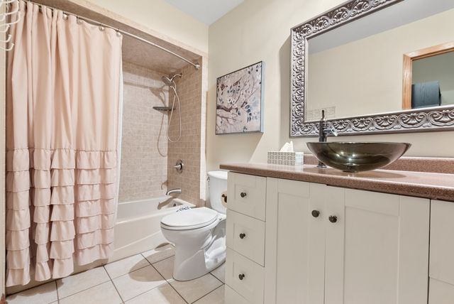 13748 LeClaire Avenue, Crestwood, IL 60418