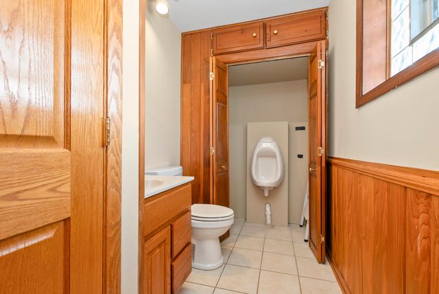 13748 LeClaire Avenue, Crestwood, IL 60418