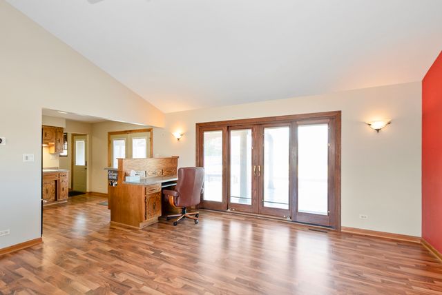 13748 LeClaire Avenue, Crestwood, IL 60418