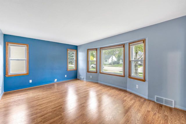 1019 MARSHALL AVENUE, Green Bay, WI 54303