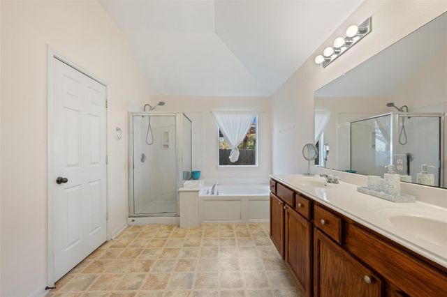 221 Stone Crest BLVD, Buda, TX 78610