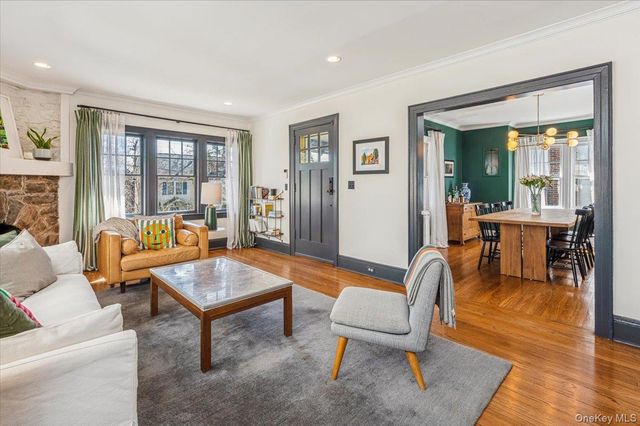 21 Kent Avenue, Hastings-on-hudson, NY 10706