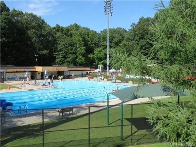 21 Kent Avenue, Hastings-on-hudson, NY 10706