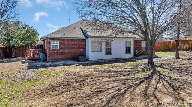 2517 Westwood Court, Ardmore, OK 73401