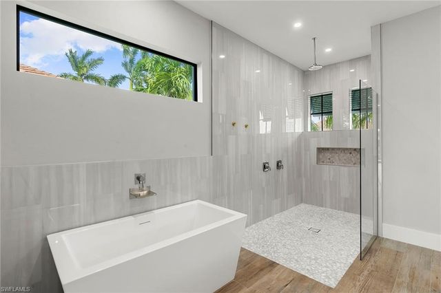 1857 Apataki CT, Marco Island, FL 34145
