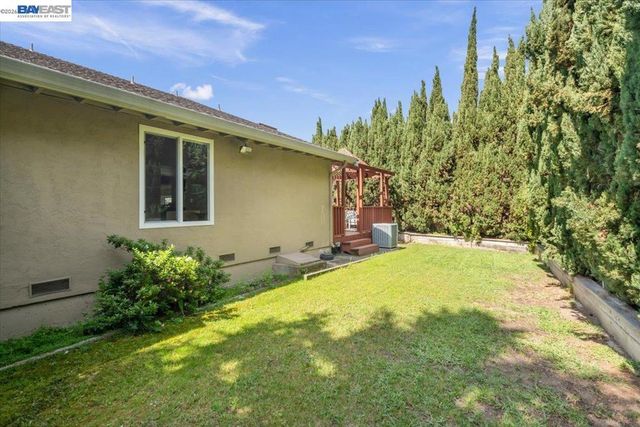 4115 Sedge St, Fremont, CA 94555