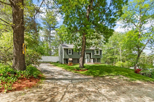 9 Ford Avenue, Salem, NH 03079