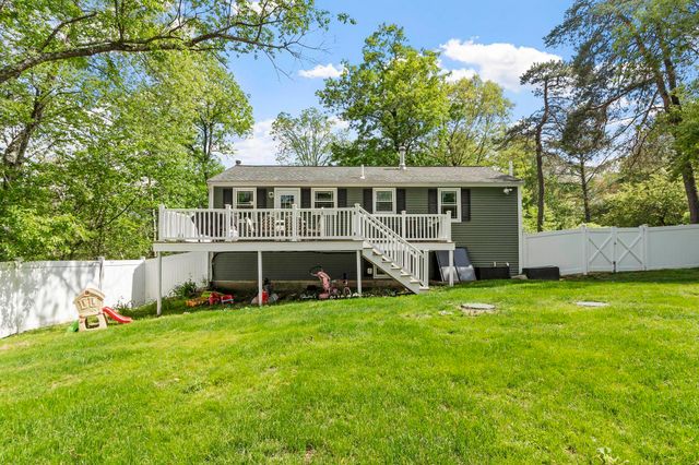 9 Ford Avenue, Salem, NH 03079