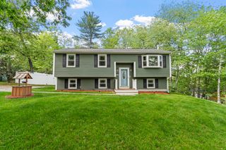 9 Ford Avenue, Salem, NH 03079