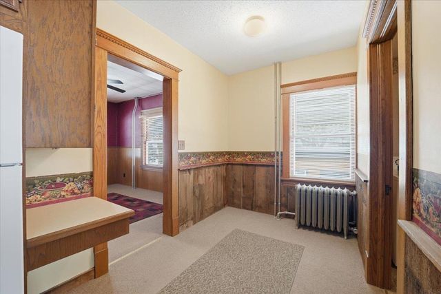 230 Washington Street, Denver, IA 50622