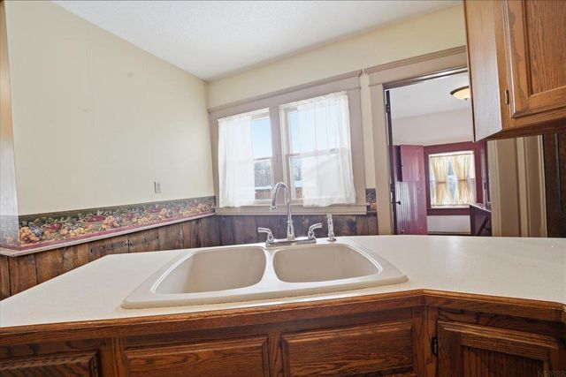 230 Washington Street, Denver, IA 50622