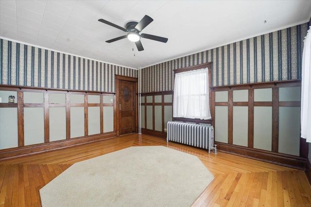 230 Washington Street, Denver, IA 50622