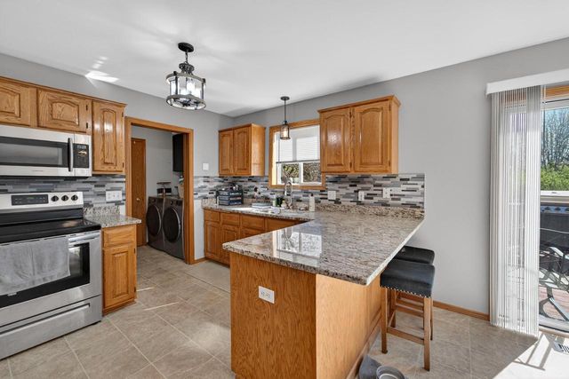 603 Sunnybrook Drive, Deforest, WI 53532