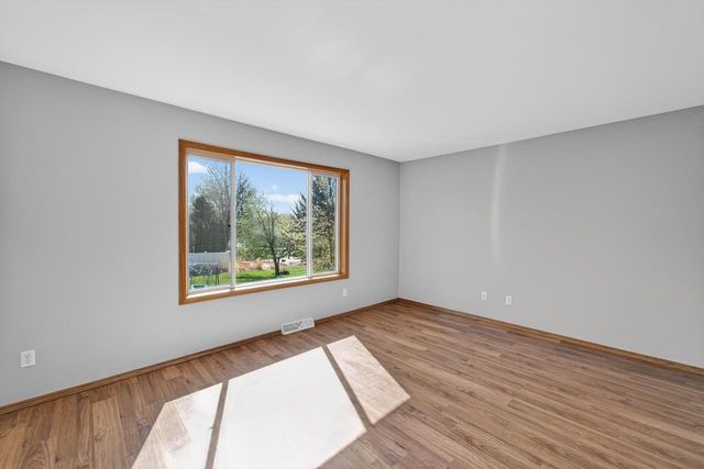 603 Sunnybrook Drive, Deforest, WI 53532